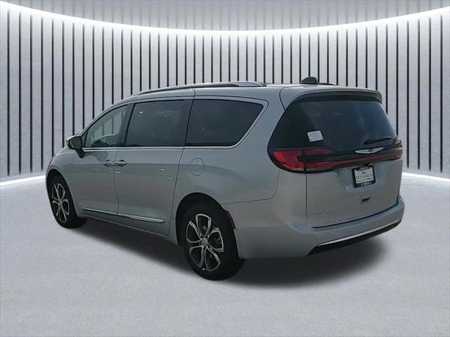 2026 Chrysler Pacifica Pinnacle AWD