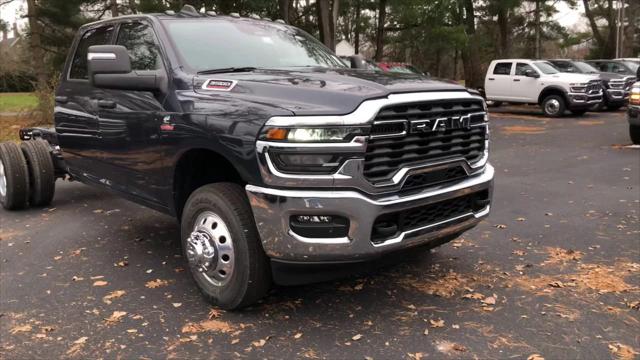 2026 RAM Ram 3500 Chassis Cab RAM 3500 TRADESMAN CREW CAB CHASSIS 4X4 60 CA 2026 RAM Ram 3500 Chassis Cab RAM 3500 TRADESMAN CREW CAB CHASSIS 4X4 60 CA