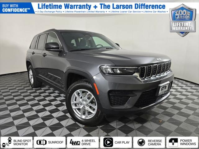 2025 Jeep Grand Cherokee GRAND CHEROKEE LAREDO X 4X4