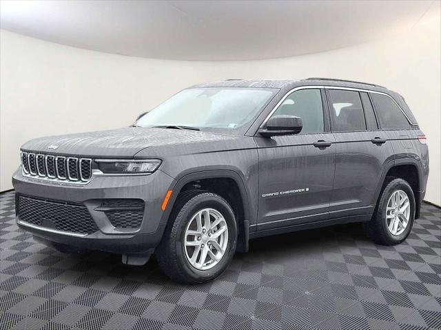 2025 Jeep Grand Cherokee GRAND CHEROKEE LAREDO X 4X4