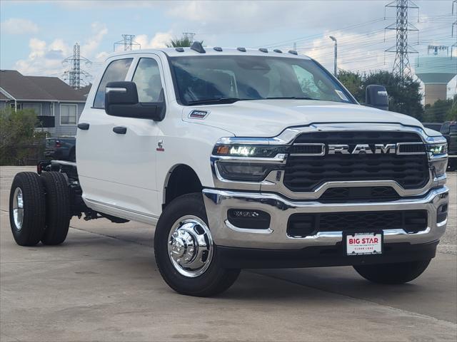 2026 RAM Ram 3500 Chassis Cab RAM 3500 TRADESMAN CREW CAB CHASSIS 4X4 60 CA