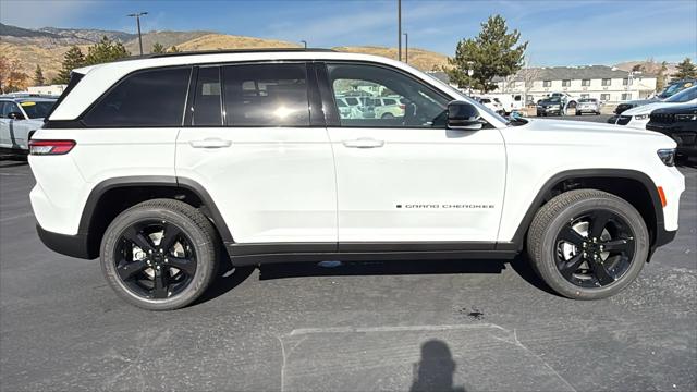 2025 Jeep Grand Cherokee GRAND CHEROKEE ALTITUDE X 4X4