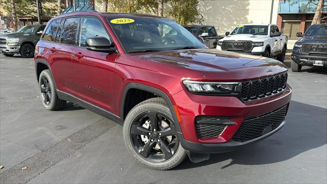 2025 Jeep Grand Cherokee GRAND CHEROKEE ALTITUDE X 4X4