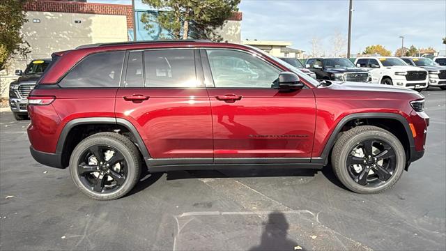 2025 Jeep Grand Cherokee GRAND CHEROKEE ALTITUDE X 4X4