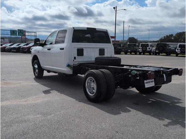 2026 RAM Ram 3500 Chassis Cab RAM 3500 TRADESMAN CREW CAB CHASSIS 4X4 60 CA 2026 RAM Ram 3500 Chassis Cab RAM 3500 TRADESMAN CREW CAB CHASSIS 4X4 60 CA