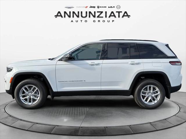 2025 Jeep Grand Cherokee GRAND CHEROKEE LAREDO X 4X4