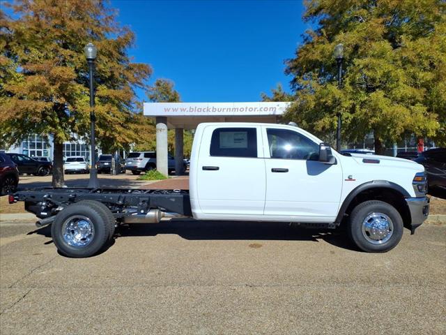 2026 RAM Ram 3500 Chassis Cab RAM 3500 TRADESMAN CREW CAB CHASSIS 4X4 60 CA