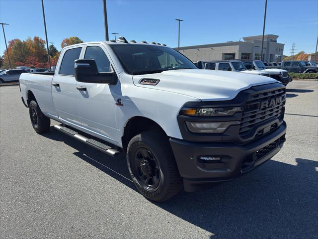 2026 RAM Ram 3500 RAM 3500 TRADESMAN CREW CAB 4X4 8 BOX 2026 RAM Ram 3500 RAM 3500 TRADESMAN CREW CAB 4X4 8 BOX