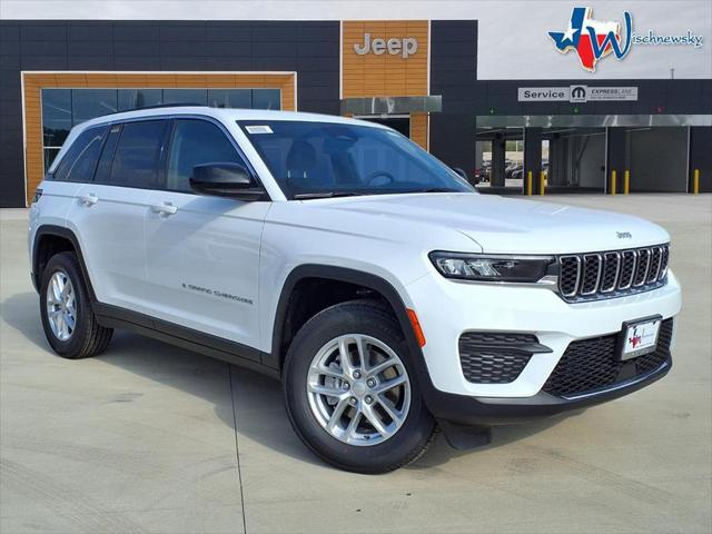 2025 Jeep Grand Cherokee GRAND CHEROKEE LAREDO X 4X4 2025 Jeep Grand Cherokee GRAND CHEROKEE LAREDO X 4X4