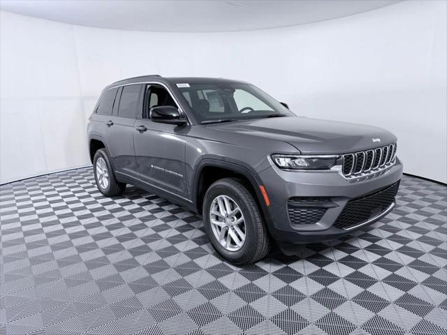 2025 Jeep Grand Cherokee GRAND CHEROKEE LAREDO X 4X4