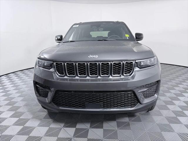 2025 Jeep Grand Cherokee GRAND CHEROKEE LAREDO X 4X4 2025 Jeep Grand Cherokee GRAND CHEROKEE LAREDO X 4X4