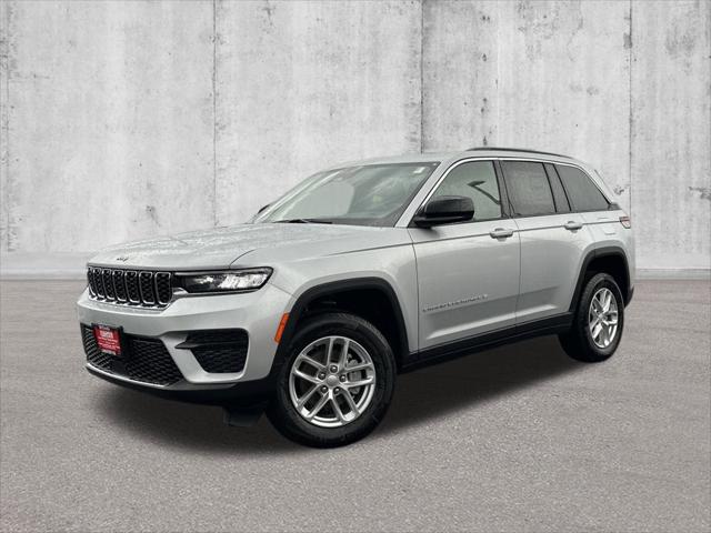 2025 Jeep Grand Cherokee GRAND CHEROKEE LAREDO X 4X4 2025 Jeep Grand Cherokee GRAND CHEROKEE LAREDO X 4X4