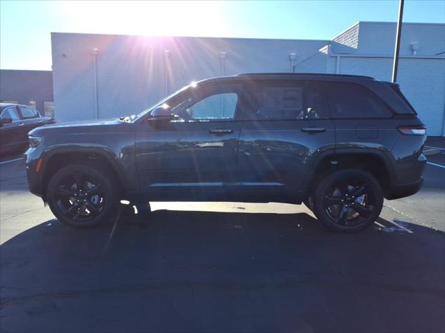 2025 Jeep Grand Cherokee GRAND CHEROKEE ALTITUDE X 4X4