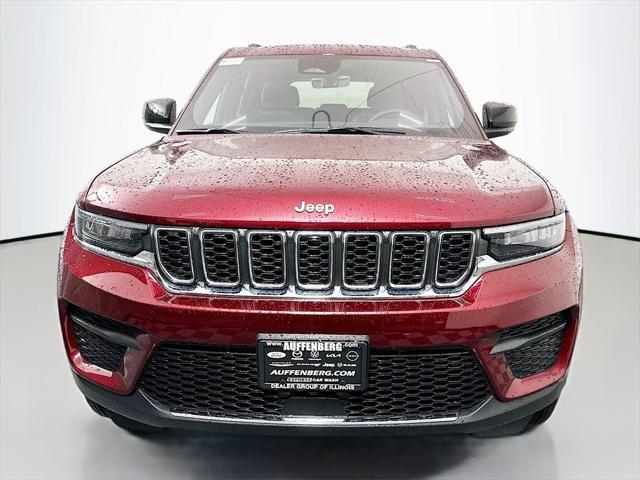 2025 Jeep Grand Cherokee GRAND CHEROKEE LAREDO X 4X4