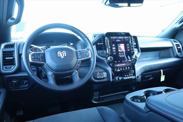 2026 RAM Ram 2500 RAM 2500 TRADESMAN CREW CAB 4X4 8 BOX