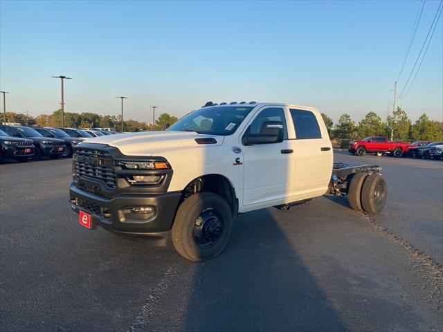 2026 RAM Ram 3500 Chassis Cab RAM 3500 TRADESMAN CREW CAB CHASSIS 4X4 60 CA