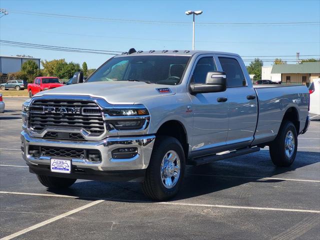 2026 RAM Ram 3500 RAM 3500 TRADESMAN CREW CAB 4X4 8 BOX