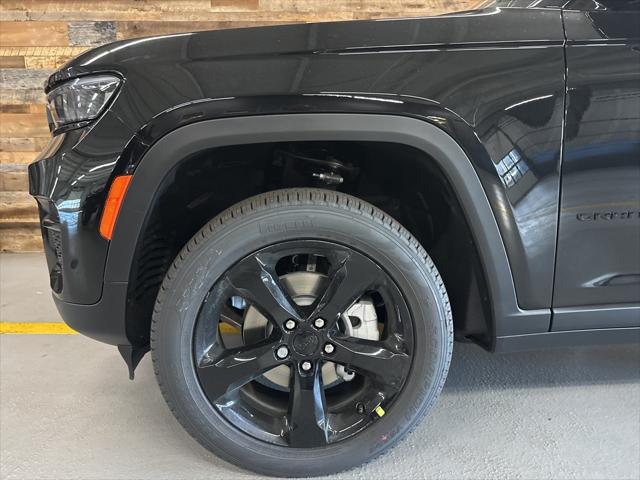 2025 Jeep Grand Cherokee GRAND CHEROKEE LIMITED 4X4 2025 Jeep Grand Cherokee GRAND CHEROKEE LIMITED 4X4