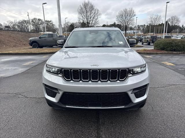 2025 Jeep Grand Cherokee GRAND CHEROKEE LAREDO X 4X2