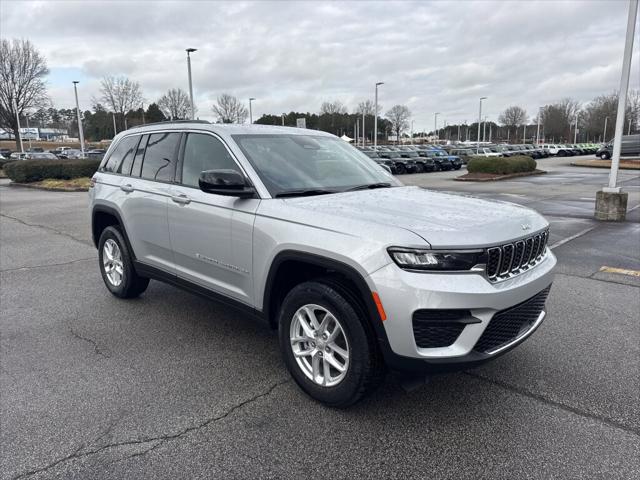 2025 Jeep Grand Cherokee GRAND CHEROKEE LAREDO X 4X2
