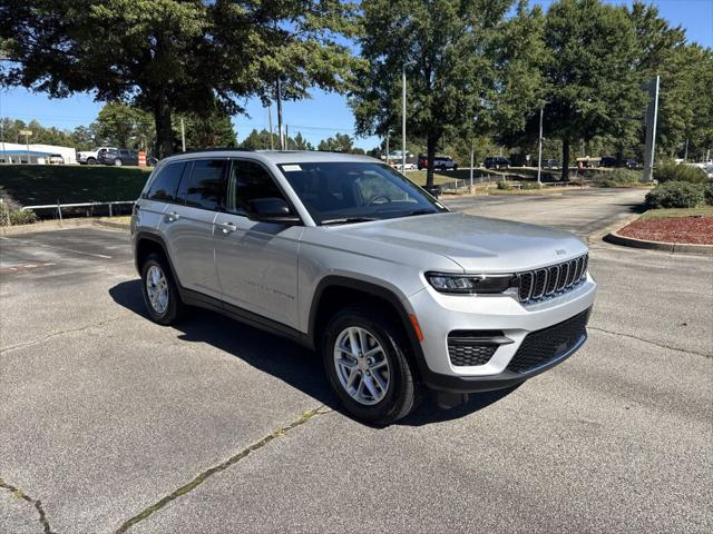2025 Jeep Grand Cherokee GRAND CHEROKEE LAREDO X 4X2