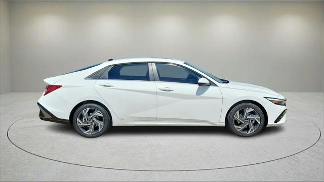 2025 Hyundai Elantra Hybrid Limited