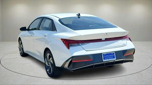 2025 Hyundai Elantra Hybrid Limited
