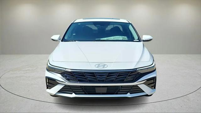 2025 Hyundai Elantra Hybrid Limited