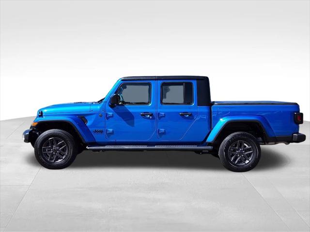 2024 Jeep Gladiator Sport S