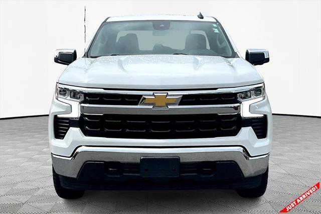 2022 Chevrolet Silverado 1500 4WD Double Cab Standard Bed LT with 2FT