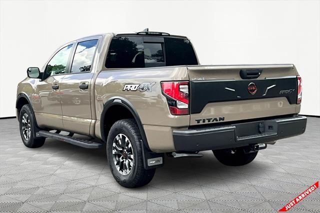 2024 Nissan TITAN Crew Cab PRO-4X 4x4