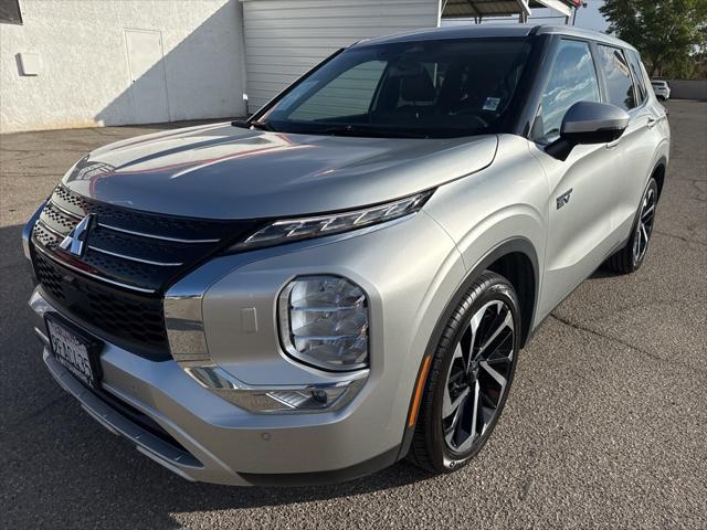 2023 Mitsubishi Outlander PHEV SE S-AWC 2023 Mitsubishi Outlander PHEV SE S-AWC