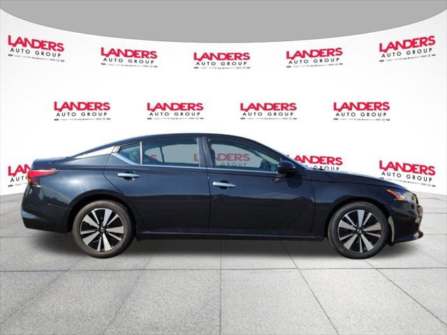 2022 Nissan Altima SV FWD