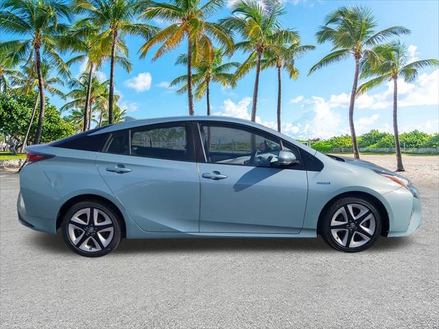 2016 Toyota Prius Four Touring