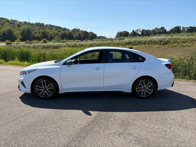 2022 Kia Forte GT-Line 2022 Kia Forte GT-Line