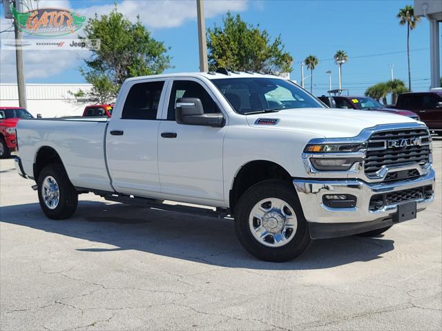 2025 RAM 2500 Tradesman Crew Cab 4x4 8 Box