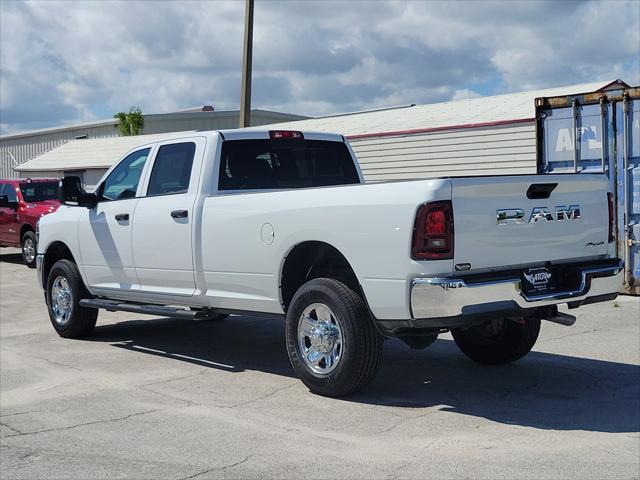 2025 RAM 2500 Tradesman Crew Cab 4x4 8 Box