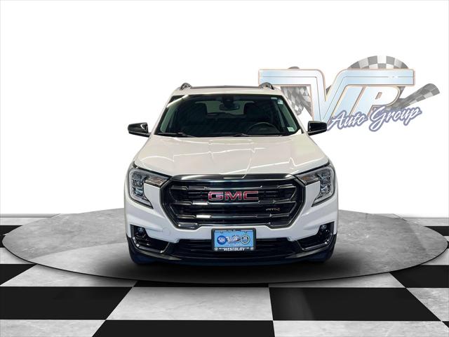 2022 GMC Terrain AWD AT4