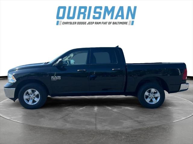 2023 RAM 1500 Classic SLT Crew Cab 4x4 57 Box
