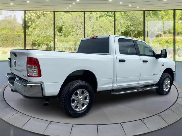 2024 RAM 2500 Big Horn Crew Cab 4x4 64 Box