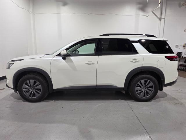 2022 Nissan Pathfinder SV 4WD 2022 Nissan Pathfinder SV 4WD