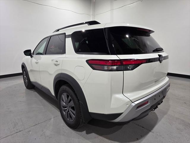 2022 Nissan Pathfinder SV 4WD 2022 Nissan Pathfinder SV 4WD