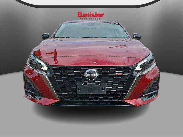 2025 Nissan Altima SR FWD