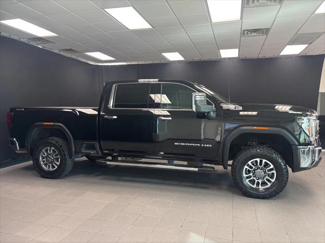 2024 GMC Sierra 2500HD 4WD Crew Cab Standard Bed SLT