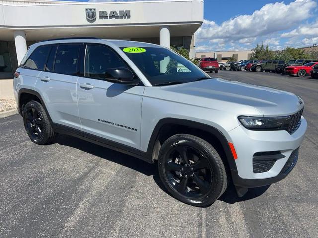 2023 Jeep Grand Cherokee Altitude 4x4