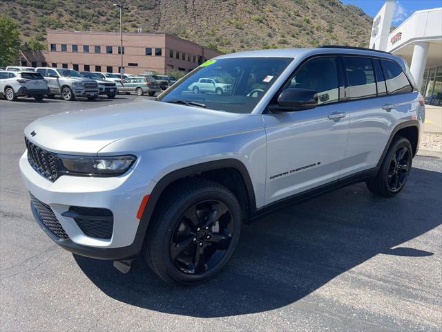 2023 Jeep Grand Cherokee Altitude 4x4