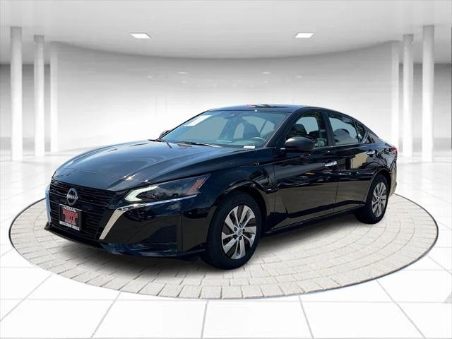 2025 Nissan Altima S FWD