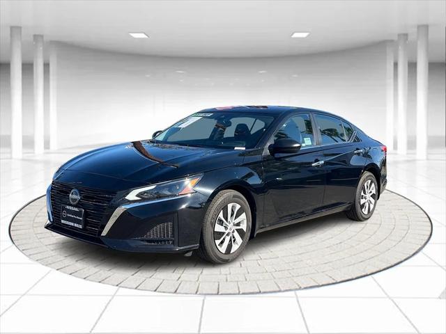 2025 Nissan Altima S FWD