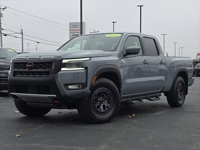 2025 Nissan Frontier Crew Cab Long Bed PRO-4X 4x4 2025 Nissan Frontier Crew Cab Long Bed PRO-4X 4x4