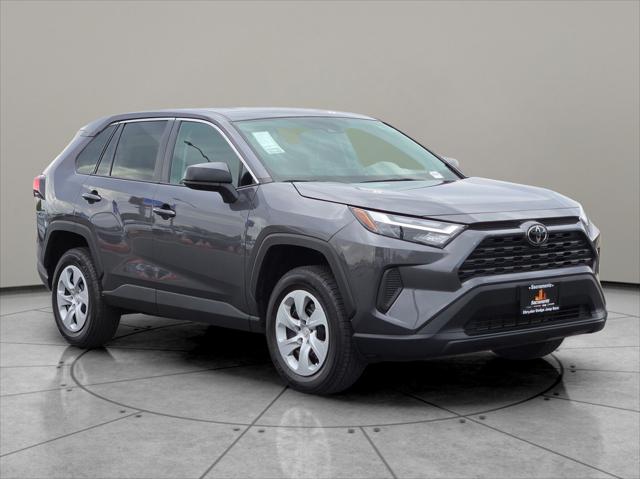 2024 Toyota RAV4 LE 2024 Toyota RAV4 LE